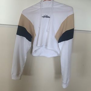 Hollister, white cropped hoodie